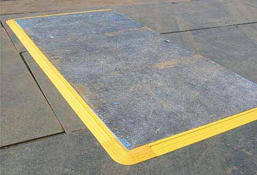 段差スロープAと段差コーナー敷設例 段差スロープA 段差コーナー 敷設例