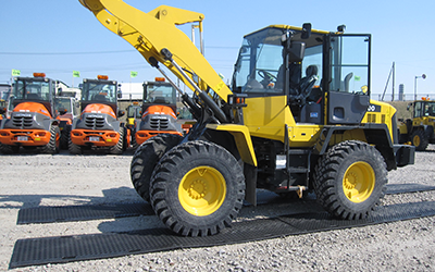 BANBAN@oo@̍H@zC[_ʉ